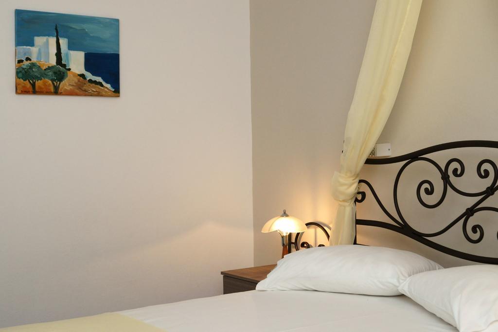 Margarita Karidi Hotel Apollonía Buitenkant foto
